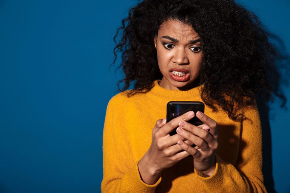 App or website ? Apps take long to download and sometime crash